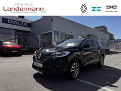 Black pearlschwarz metallic Gebraucht 2021 Renault Kadjar Black Edition SUV | 20.990 € (Fairer Preis)