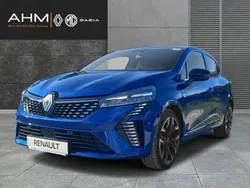 Blau Gebraucht 2024 Renault Clio V Bose Edition Limousine | 19.750 € (Etwas zu teuer)