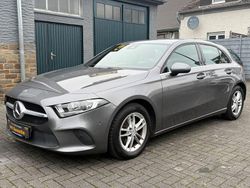 Grau Gebraucht 2018 Mercedes A180 Limousine | 18.900 € (Guter Preis)