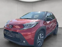 Rot Neu 2025 Toyota Aygo Play Kleinwagen | 21.990 €