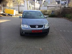 Platinum grey metallic Gebraucht 2006 VW Touran Van / Kleinbus | 3.299 € (Fairer Preis)