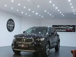Schwarz Gebraucht 2022 Volvo XC40 Inscription SUV | 26.497 € (Fairer Preis)