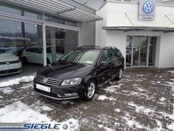 Schwarz metallic Gebraucht 2012 VW Passat Comfortline Kombi | 15.790 €