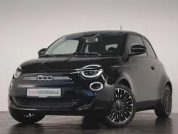 Onyx schwarz Gebraucht 2021 Fiat 500e Icon Kleinwagen | 17.600 € (Fairer Preis)