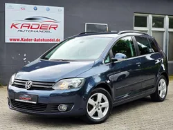 Blau Gebraucht 2011 VW Golf Plus Cross Team Van / Kleinbus | 8.990 € (Etwas zu teuer)