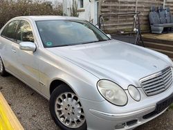 Silber Gebraucht 2005 Mercedes E280 Limousine | 1.900 € (Superpreis)