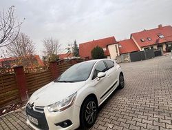 Weiß Gebraucht 2014 Citroën DS4 Sport Chic Kleinwagen | 8.900 € (Fairer Preis)