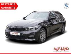 Schwarz Gebraucht 2020 BMW 330e M Sport Kombi | 29.950 € (Fairer Preis)