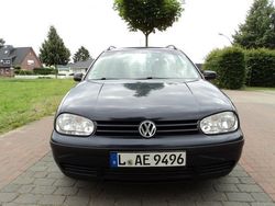 Blau Gebraucht 2002 VW Golf IV Kombi | 2.690 € (Etwas zu teuer)
