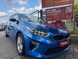 Blau Gebraucht 2019 Kia Ceed Sportswagon Kombi | 18.390 € (Fairer Preis)
