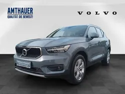 Grau Gebraucht 2021 Volvo XC40 Momentum SUV | 24.430 € (Fairer Preis)