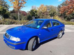 Blau Gebraucht 2001 Skoda Octavia Classic Limousine | 1.700 € (Etwas zu teuer)