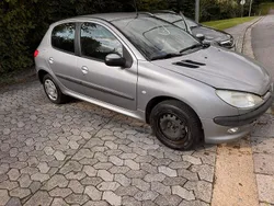 Silber Gebraucht 2003 Peugeot 206 Kleinwagen | 1.150 € (Fairer Preis)