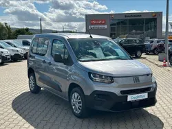 Silber Neu 2025 Fiat Doblò Van / Kleinbus | 29.980 €