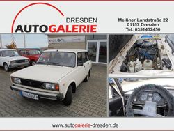 Weiß Gebraucht 1993 Lada 2104 Kombi | 6.100 €