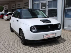 Platinum white p Gebraucht 2022 Honda e Advance Kleinwagen | 24.900 € (Teuer)