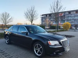 Braun Gebraucht 2012 Lancia Thema Platinum Limousine | 8.200 €