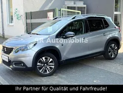 Gris artense Gebraucht 2018 Peugeot 2008 Crossway SUV | 11.990 € (Fairer Preis)