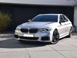 Rhodonitsilber metallic Gebraucht 2018 BMW 550 Limousine | 47.950 € (Fairer Preis)