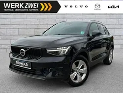 Onxy black metallic Gebraucht 2023 Volvo XC40 Core SUV | 30.900 € (Superpreis)