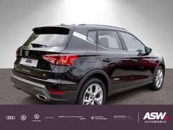 Mitternachtsschwarz Gebraucht 2025 Seat Arona FR-Line SUV | 23.830 € (Fairer Preis)