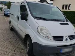 Weiß Gebraucht 2014 Renault Traffic Van / Kleinbus | 4.700 €