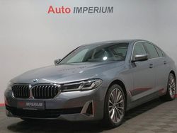 Blau Gebraucht 2021 BMW 530 Luxury Line Limousine | 43.990 € (Etwas zu teuer)