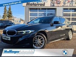Schwarz Gebraucht 2022 BMW 320 Sport Line Kombi | 27.900 € (Guter Preis)