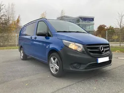 Blau Gebraucht 2018 Mercedes Vito Van / Kleinbus | 15.900 € (Etwas zu teuer)