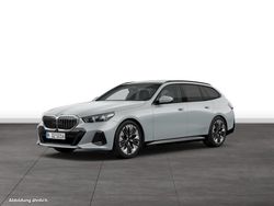 Grau Gebraucht 2025 BMW 520 M Sport Kombi | 56.632 € (Teuer)