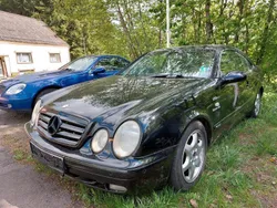 Schwarz Gebraucht 1998 Mercedes CLK320 Coupé | 1.200 €