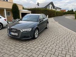 Grau Gebraucht 2019 Audi A3 Sportback e-tron Ambiente Limousine | 19.500 € (Guter Preis)