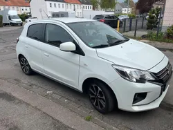 Weiß Gebraucht 2020 Mitsubishi Space Star Kleinwagen | 11.000 €
