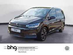 Schwarz Gebraucht 2021 VW Touran Highline Van / Kleinbus | 31.360 € (Etwas zu teuer)