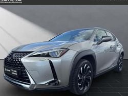 Silber Gebraucht 2022 Lexus UX 250h SUV | 27.990 € (Fairer Preis)