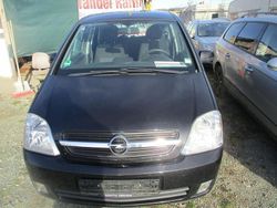 Schwarz Gebraucht 2004 Opel Meriva Edition Van / Kleinbus | 1.250 € (Guter Preis)