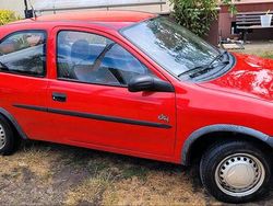 Rot Gebraucht 1995 Opel Corsa Kleinwagen | 850 €