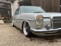Mercedes W114