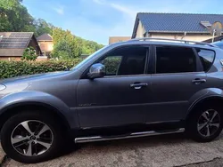 Grau Gebraucht 2013 Ssangyong Rexton SUV | 13.900 € (Teuer)