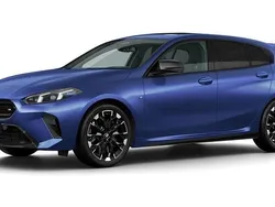 Blau Gebraucht 2024 BMW M135 Shadowline Kleinwagen | 55.485 €