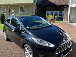 Schwarz Gebraucht 2015 Ford Fiesta SYNC Edition Kleinwagen | 5.900 €