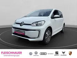 Weiss Gebraucht 2023 VW e-up! Edition Kleinwagen | 20.990 € (Etwas zu teuer)