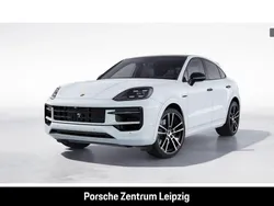 Weiss Gebraucht 2024 Porsche Cayenne SUV | 108.800 € (Fairer Preis)