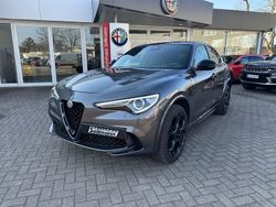 Grau Gebraucht 2023 Alfa Romeo Stelvio Quadrifoglio SUV | 59.900 € (Fairer Preis)