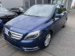Gebraucht 2012 Mercedes B200 Van / Kleinbus | 9.661 € (Superpreis)