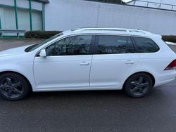 Weiß Gebraucht 2012 VW Golf VII Highline Kombi | 7.800 € (Fairer Preis)