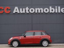 Rot Gebraucht 2016 Mini ONE Pepper Kleinwagen | 10.880 € (Fairer Preis)