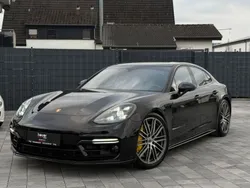 Tiefschwarzmetallic Gebraucht 2020 Porsche Panamera Turbo S Limousine | 89.750 € (Superpreis)