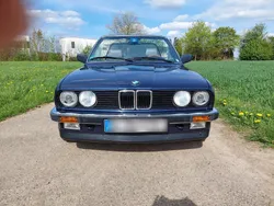 Blau Gebraucht 1989 BMW 320 Cabriolet Cabrio | 25.000 €