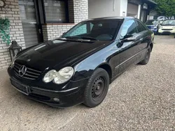 Schwarz Gebraucht 2003 Mercedes CLK200 Coupé | 2.950 €